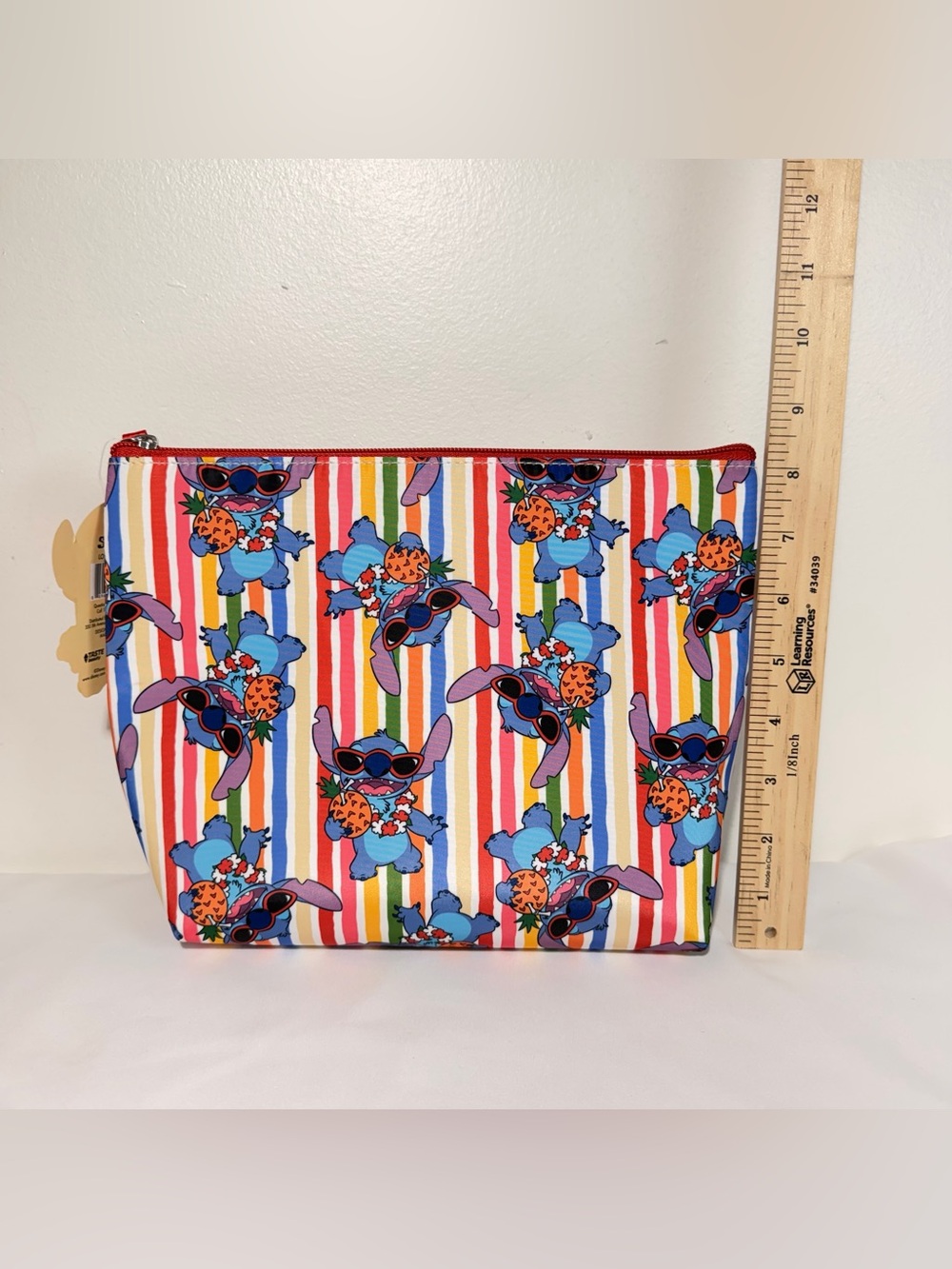 Disney Lilo and Stitching Cosmetic bag- Multicolor NWT - Picture 5 of 7
